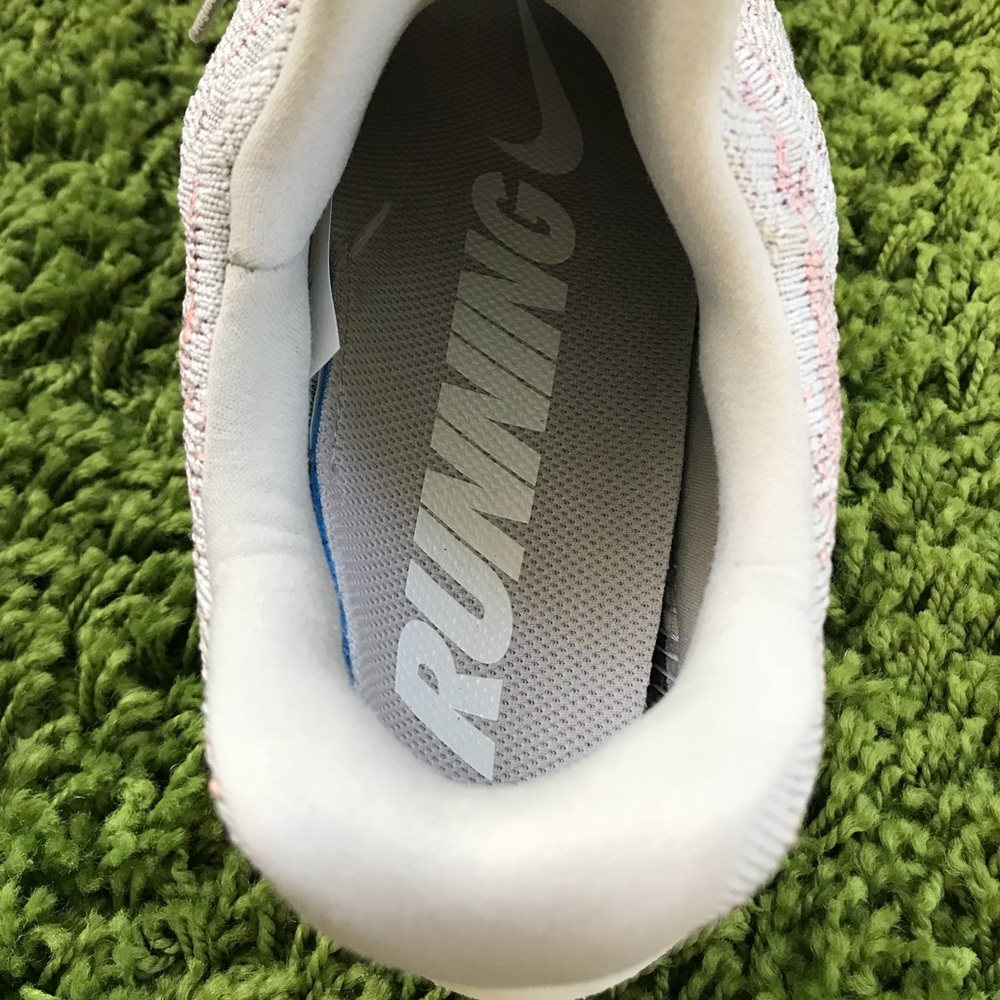 NWT Nike LunarEpic Low FL 2 Pale Sunset Glow WMNS - Picture 8 of 8